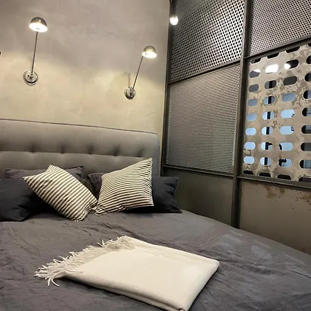 Premium Loft Apartments-City Center Parking By Urban Escape-3